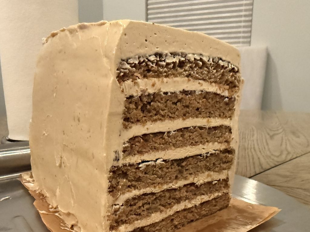 An angled cross-section showing the six banana layers