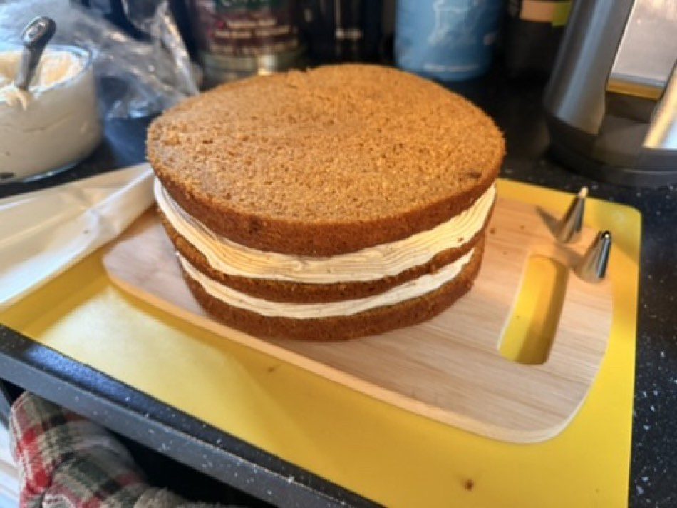 Stacking the thin cake layers